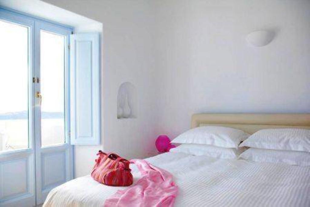 Aria Suites & Villas Fira  Room photo