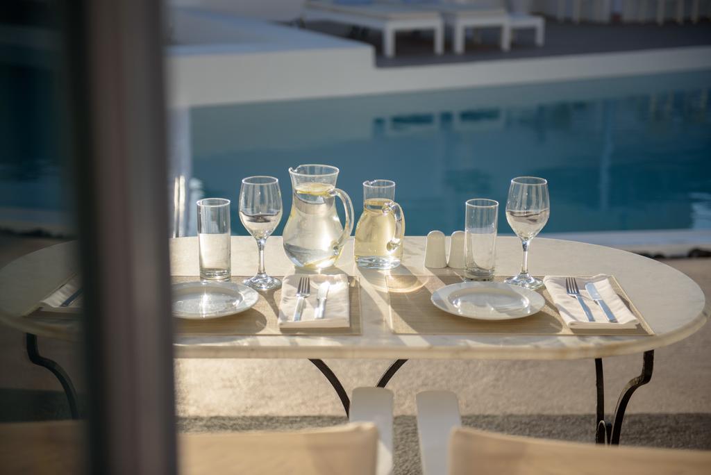 Aria Suites & Villas Fira  Exterior photo