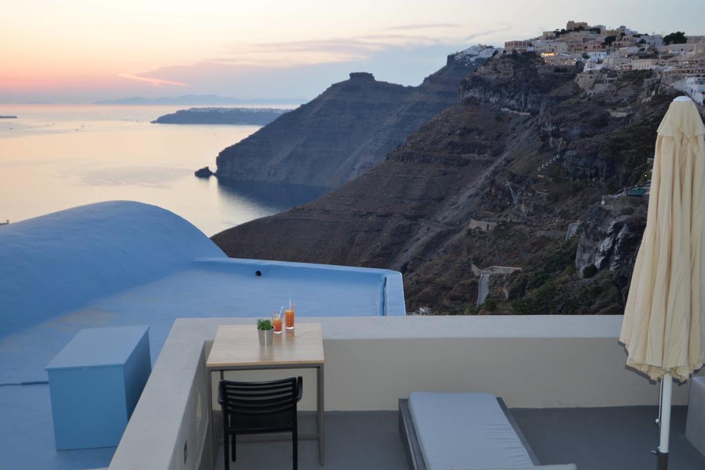 Aria Suites & Villas Fira  Exterior photo